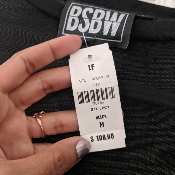 LF Sheer detailed Top - Picture 3 of 6